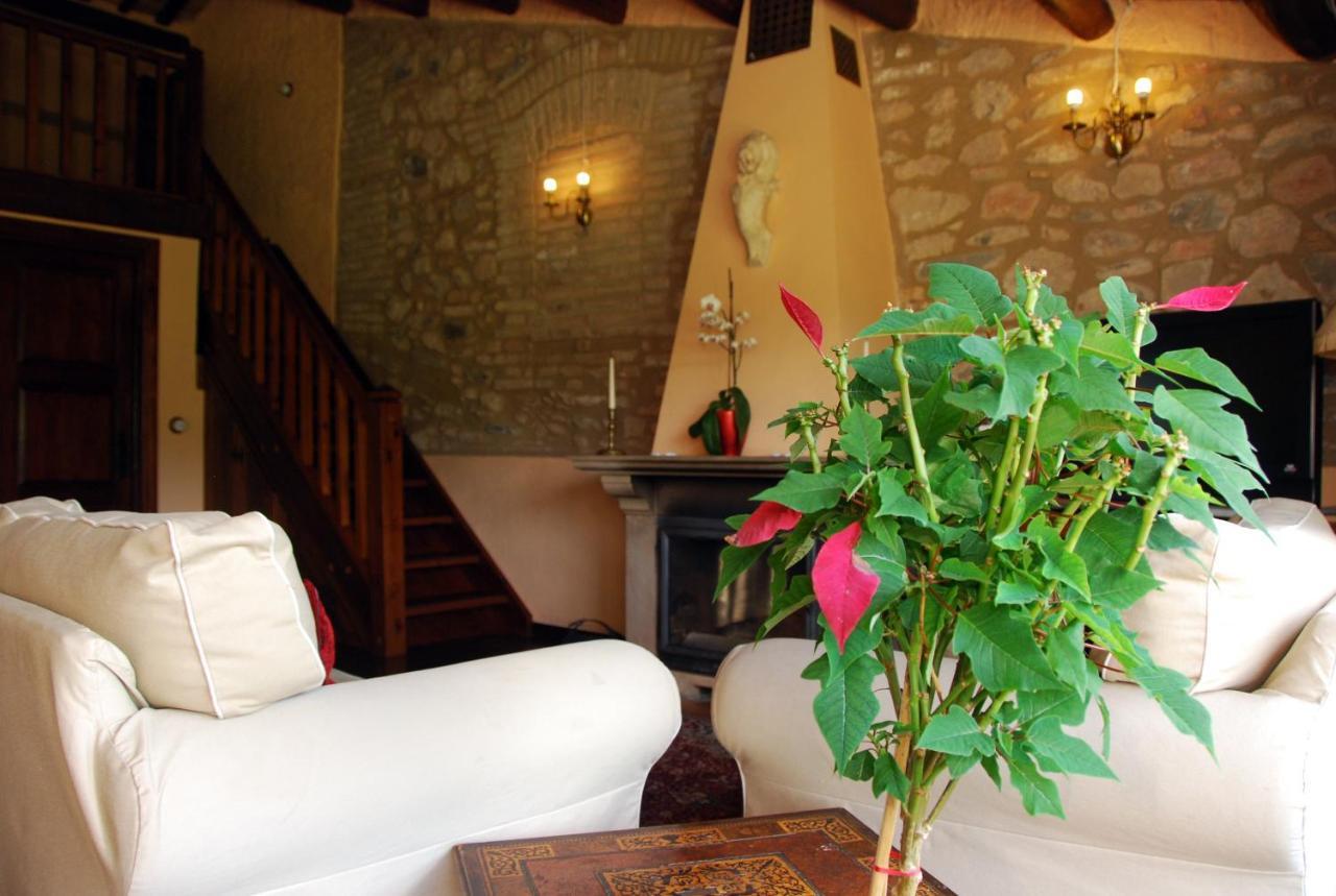 Castell De Riudabella Appartement Vimbodi I Poblet Buitenkant foto
