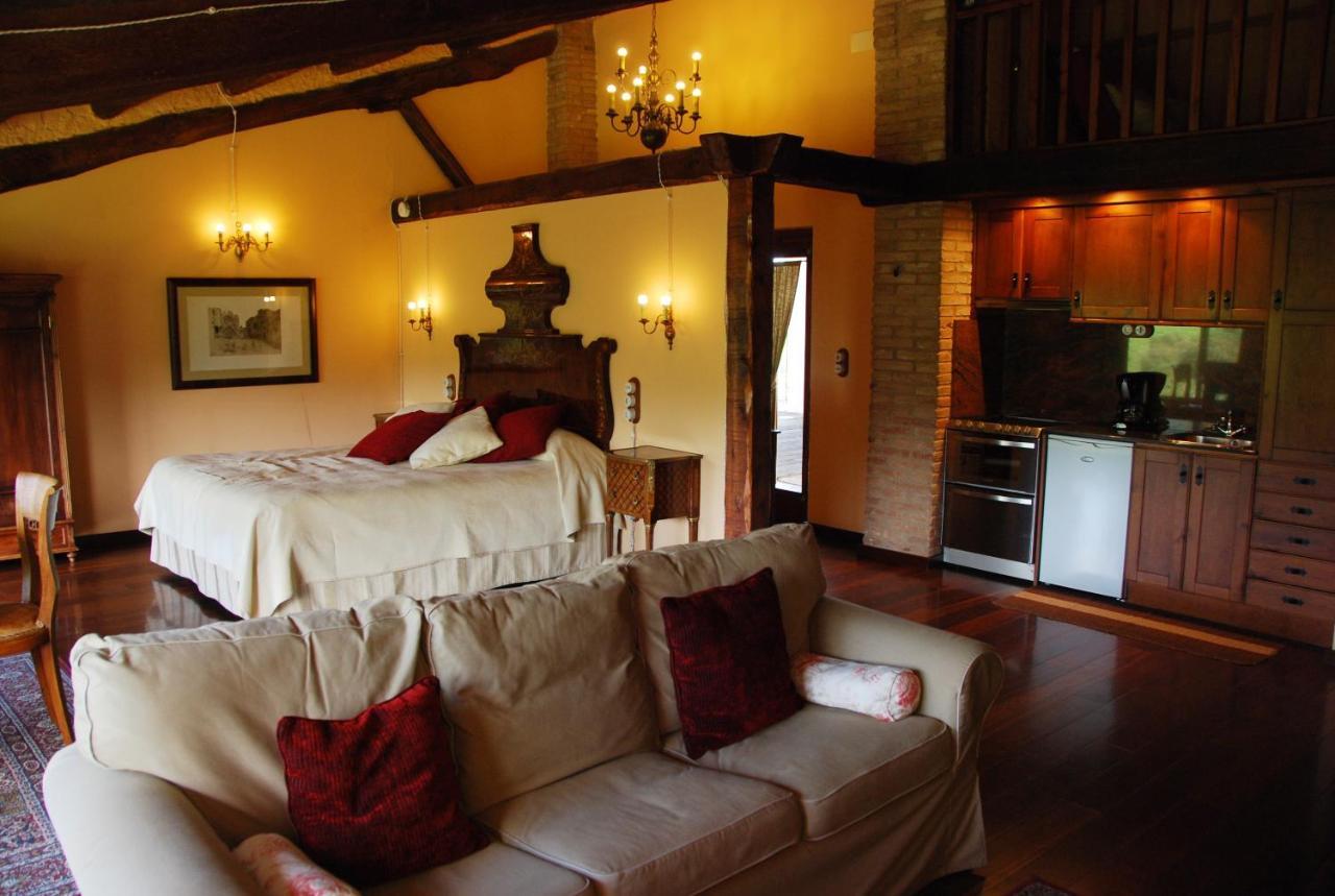 Castell De Riudabella Appartement Vimbodi I Poblet Buitenkant foto
