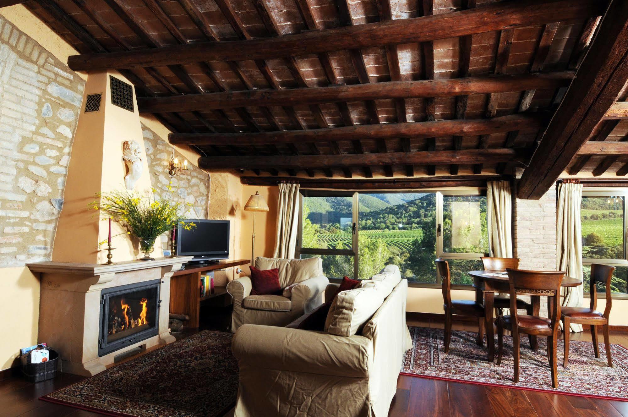 Castell De Riudabella Appartement Vimbodi I Poblet Buitenkant foto